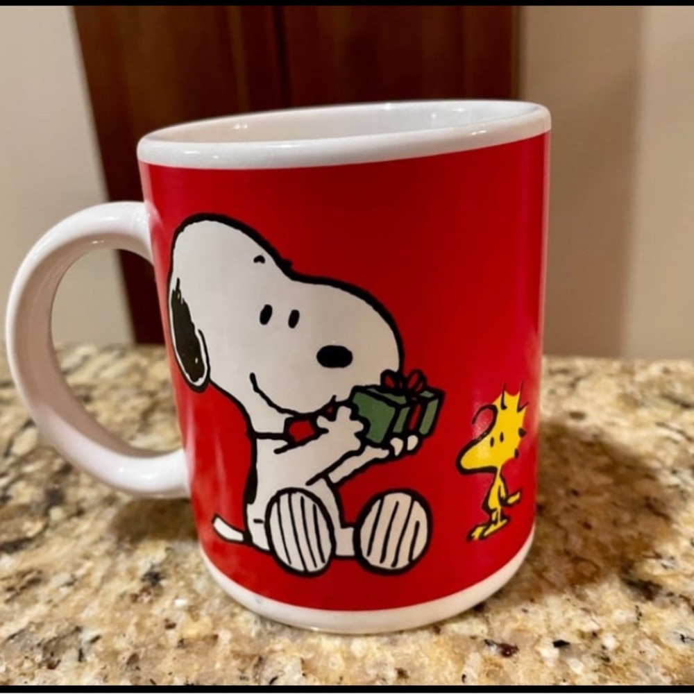 Peanuts Snoopy Red Holiday Mug
